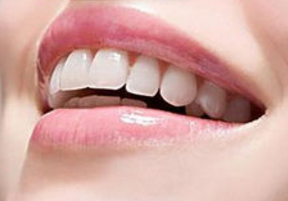 龅牙为何要及时治疗 福州中泽口腔不同年龄不同的矫正方法
